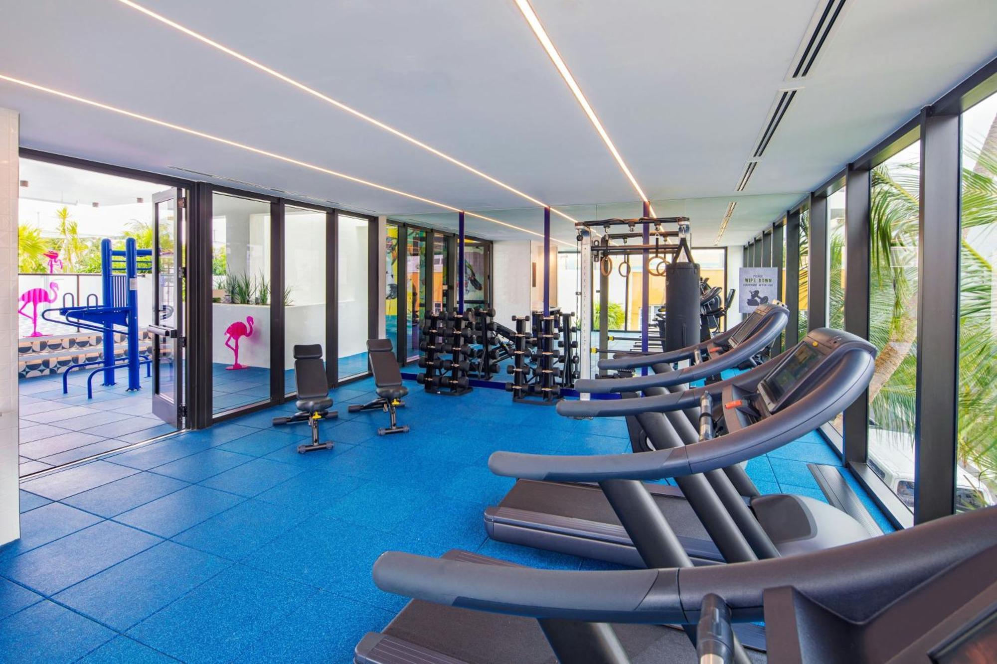 Moxy Miami South Beach Miami Beach Exterior photo